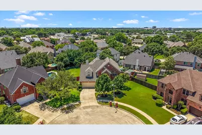 461 Shade Tree Court, Hurst, TX 76054 - Photo 3