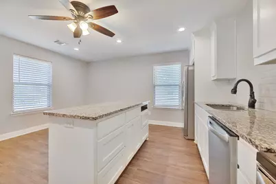 1713 Bronco Road, Granbury, TX 76049 - Photo 3