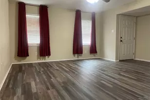 627 McKown Dr, Mansfield, TX 76063 - Photo 5