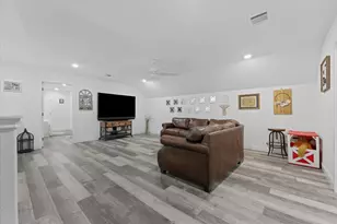 5509 County Rd 1022, Joshua, TX 76058 - Photo 17