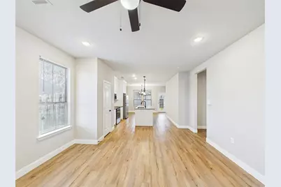 4405 Chickasaw Avenue, Fort Worth, TX 76119 - Photo 5