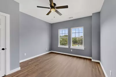 800 Oak Creek Drive, Hutchins, TX 75141 - Photo 9