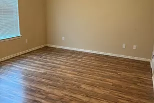 1618 Summerhill Ct, Granbury, TX 76048 - Photo 7