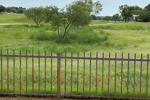 1618 Summerhill Ct, Granbury, TX 76048 - Photo 3