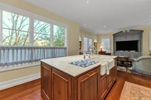 8511 Edgemere Rd, Dallas, TX 75225 - Photo 11