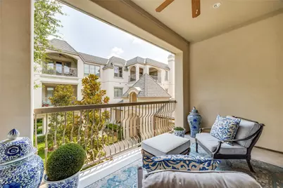 8511 Edgemere Road #201, Dallas, TX 75225 - Photo 3