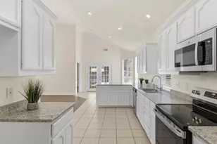 14048 Esperanza Dr, Fort Worth, TX 76052 - Photo 17