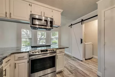 1002 Canary Lane, Mansfield, TX 76063 - Photo 7