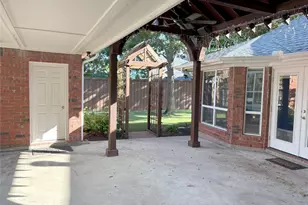 2001 Elm Creek Ln, Flower Mound, TX 75028 - Photo 25