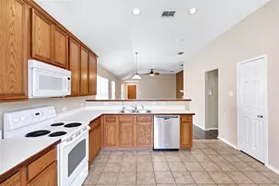 1212 Barrel Run, Fort Worth, TX 76052 - Photo 11