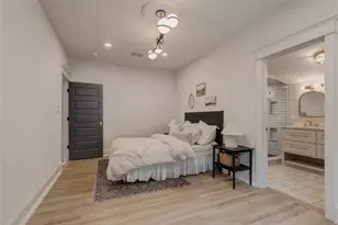300 E Division St, Pilot Point, TX 76258 - Photo 23