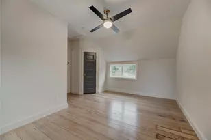 300 E Division St, Pilot Point, TX 76258 - Photo 31