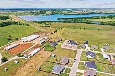 210 Lakecrest Drive, Muenster, TX 76252 - Photo 37
