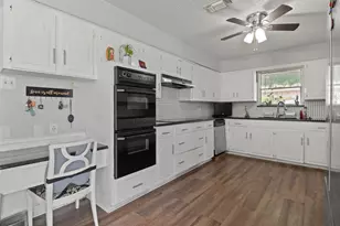 1400 Rusdell Dr, Irving, TX 75060 - Photo 11