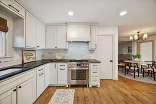 1130 Pioneer Dr, Dallas, TX 75224 - Photo 9