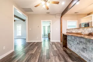 167 W Ross St, Walnut Springs, TX 76690 - Photo 9