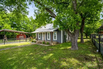 167 W Ross Street, Walnut Springs, TX 76690 - Photo 27