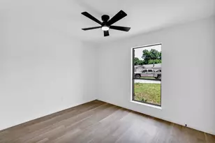 11320 Golden Triangle Cir, Fort Worth, TX 76244 - Photo 21
