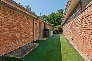 14913 Oaks N Dr, Addison, TX 75254 - Photo 35
