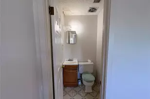 1829 S Center St, Denison, TX 75021 - Photo 25