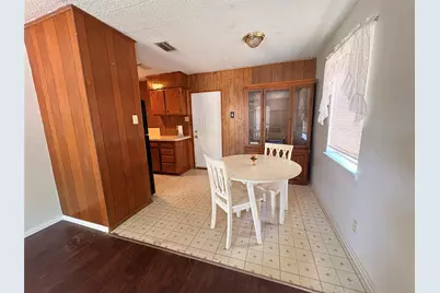 1829 S Center Street, Denison, TX 75021 - Photo 9