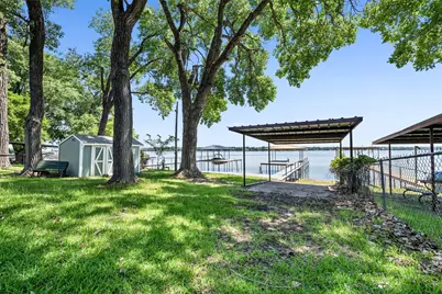 712 W Lake Drive, Weatherford, TX 76087 - Photo 9