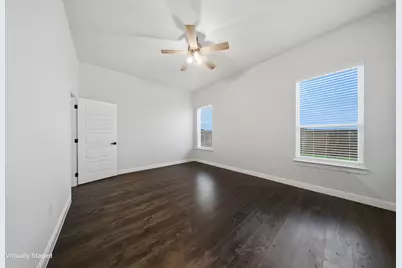 148 Lakeview Circle, Pilot Point, TX 76258 - Photo 17
