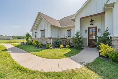 2011 Feather Lane, Weatherford, TX 76088 - Photo 3