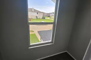 5702 Marietta Dr, Arlington, TX 76017 - Photo 25