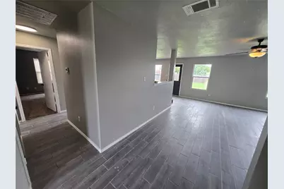 5702 Marietta Drive, Arlington, TX 76017 - Photo 5