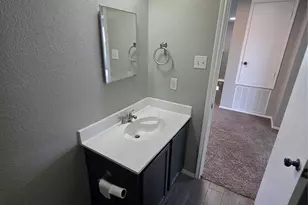 5702 Marietta Dr, Arlington, TX 76017 - Photo 9