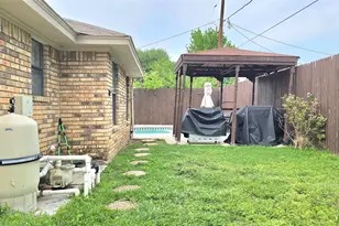 6301 Lotus Dr, Arlington, TX 76001 - Photo 33