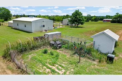 343 Meadow Lark Lane, Bowie, TX 76230 - Photo 23