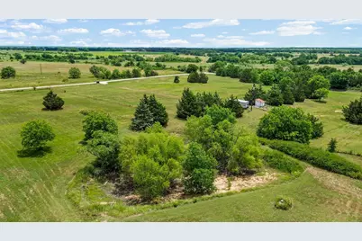 343 Meadow Lark Lane, Bowie, TX 76230 - Photo 25