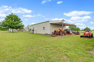 343 Meadow Lark Ln, Bowie, TX 76230 - Photo 21