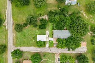 207 S Brook St, San Saba, TX 76877 - Photo 5