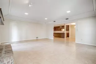 4860 Ledgestone Ct, Fort Worth, TX 76132 - Photo 9