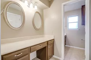 4860 Ledgestone Ct, Fort Worth, TX 76132 - Photo 21