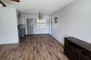 722 S Church St, Pilot Point, TX 76258 - Photo 9