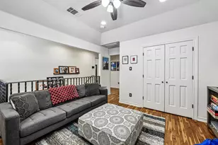 221 N Lucas Dr, Grapevine, TX 76051 - Photo 19