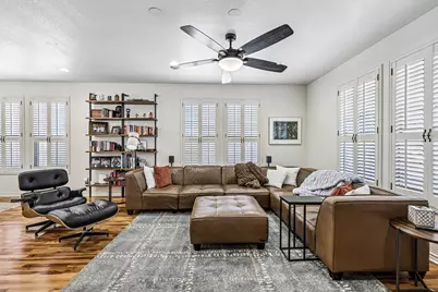 221 N Lucas Drive, Grapevine, TX 76051 - Photo 9