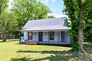 223 E Shreveport St, Van Alstyne, TX 75495 - Photo 3