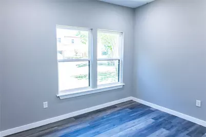 223 E Shreveport Street, Van Alstyne, TX 75495 - Photo 11