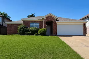 1115 Chancellorsville Pkwy, Grand Prairie, TX 75052 - Photo 1