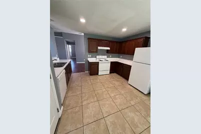 1115 Chancellorsville Parkway, Grand Prairie, TX 75052 - Photo 13