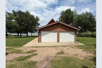 587 Lcr 779, Groesbeck, TX 76642 - Photo 37