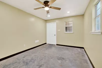 2711 N Locust Street, Denton, TX 76209 - Photo 19