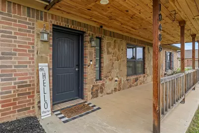 10486 Pheasant Run, Justin, TX 76247 - Photo 9