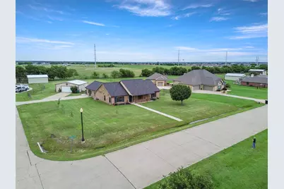 10486 Pheasant Run, Justin, TX 76247 - Photo 33