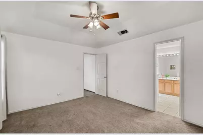 813 Wrentham Drive, Saginaw, TX 76179 - Photo 9